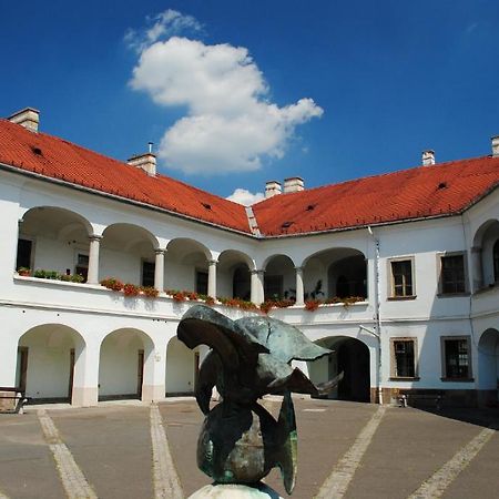 Dobo Teri Apartman Erlau Exterior foto