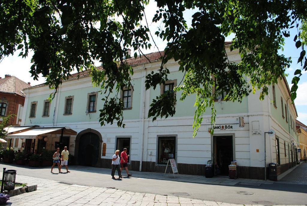 Dobo Teri Apartman Erlau Exterior foto