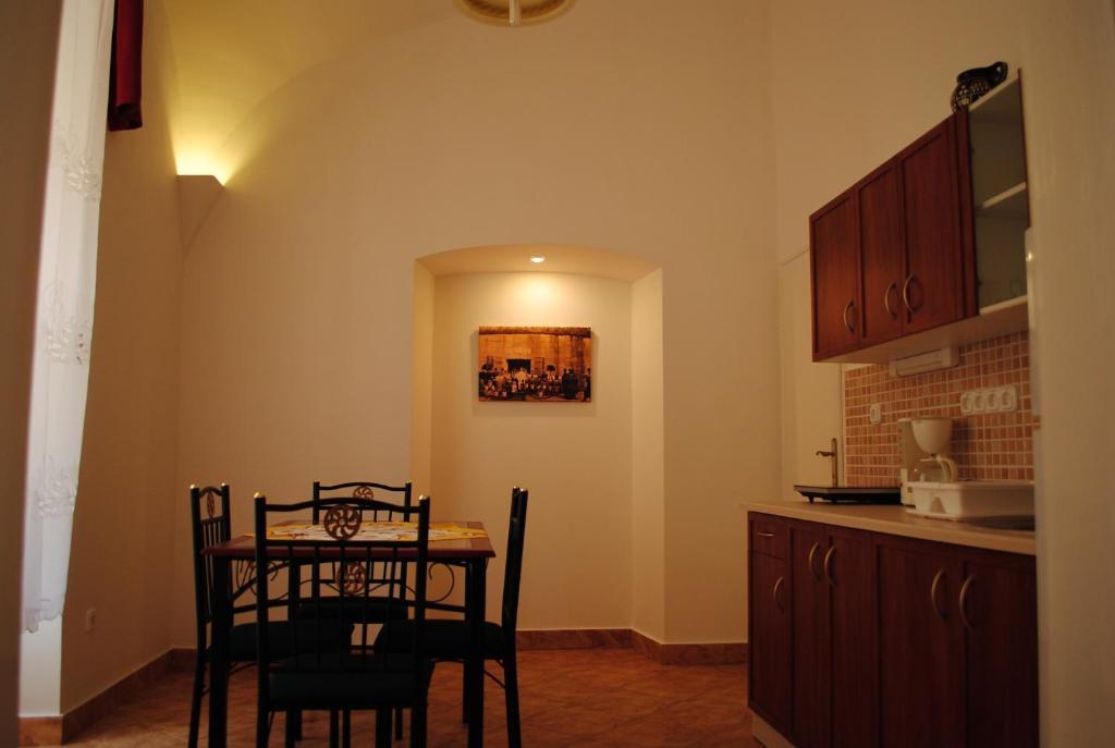 Dobo Teri Apartman Erlau Zimmer foto