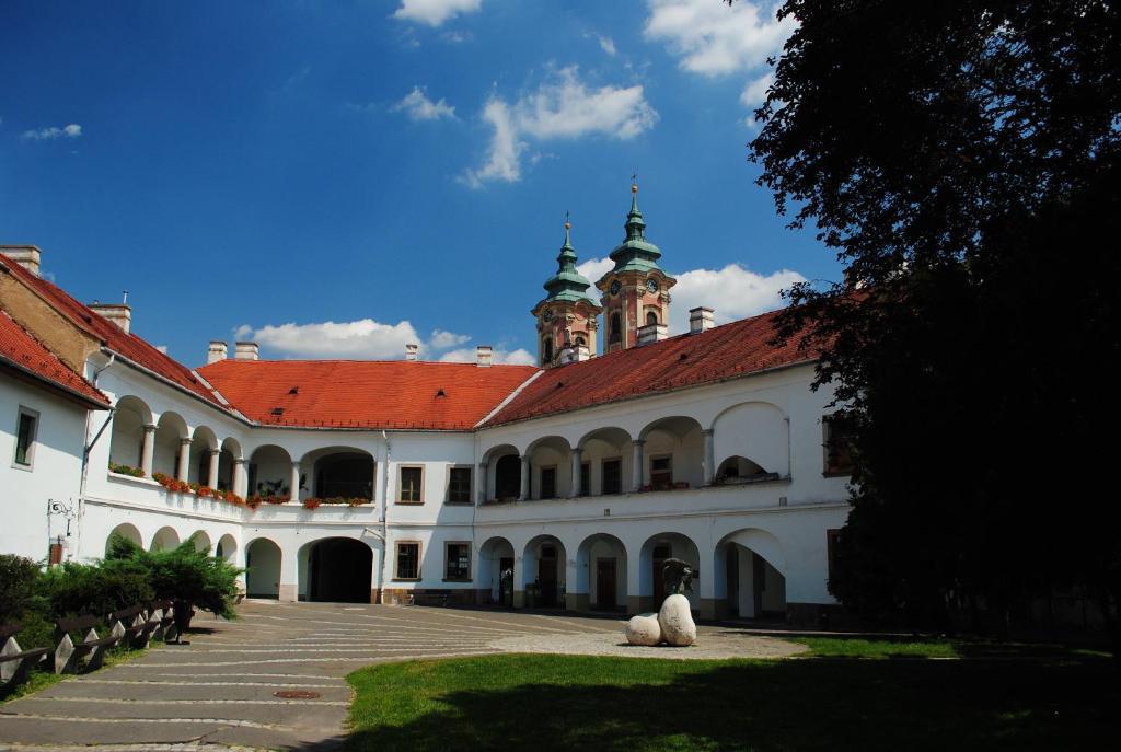 Dobo Teri Apartman Erlau Exterior foto